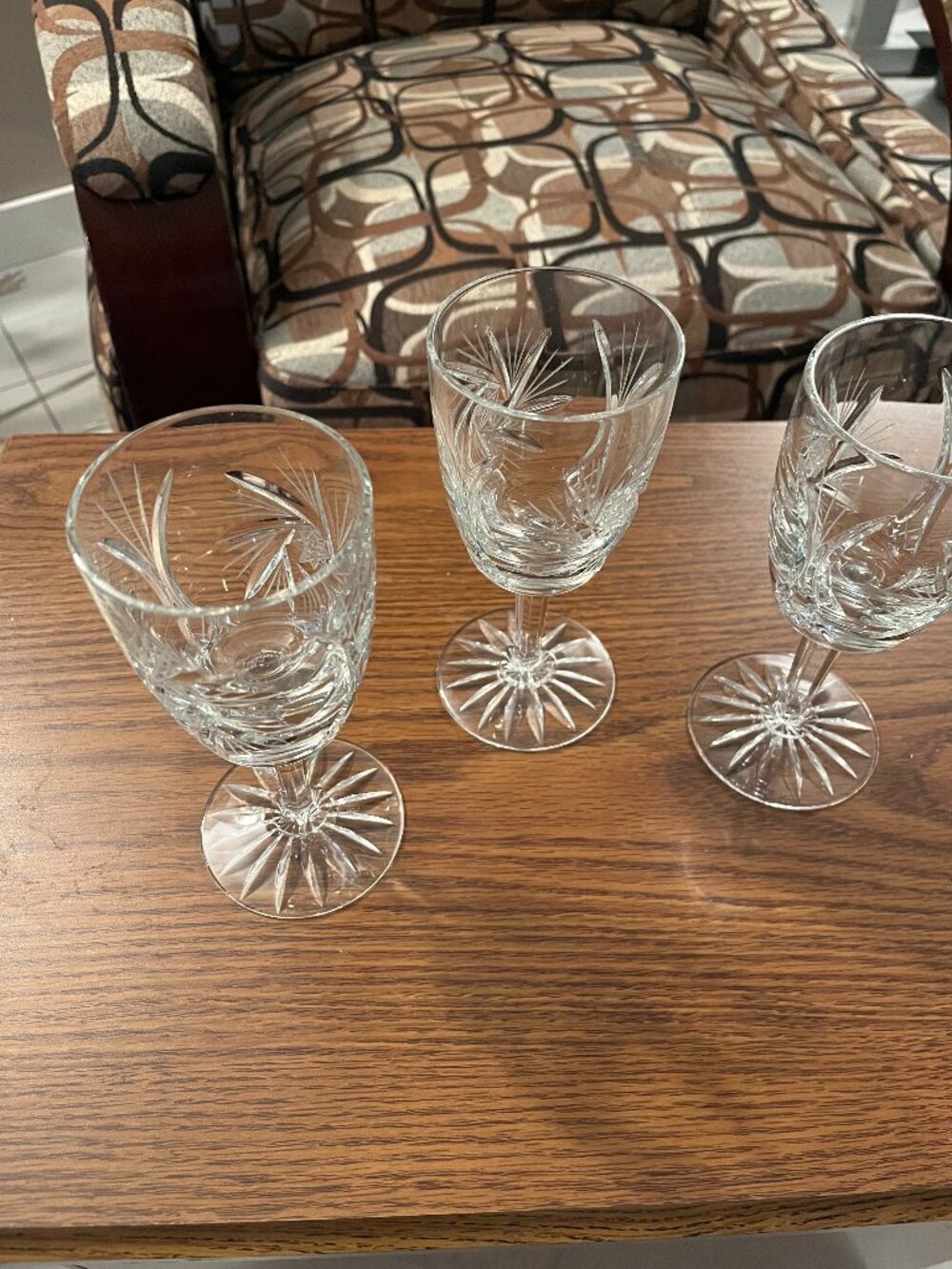 Pinwheel wine glasses, set of 3